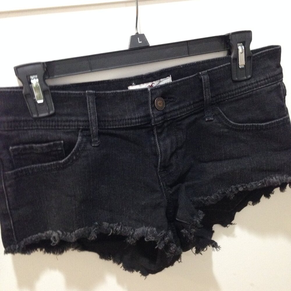 5/ $15| ***** Stretchy 26 Super Cute Hollister Jean Shorts